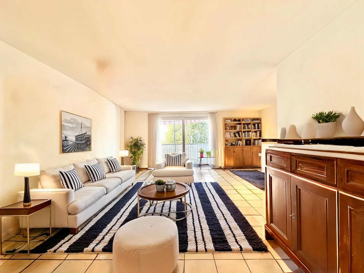Spacious and bright 4.5-room apartment in Caslano - Photo 1 of 11