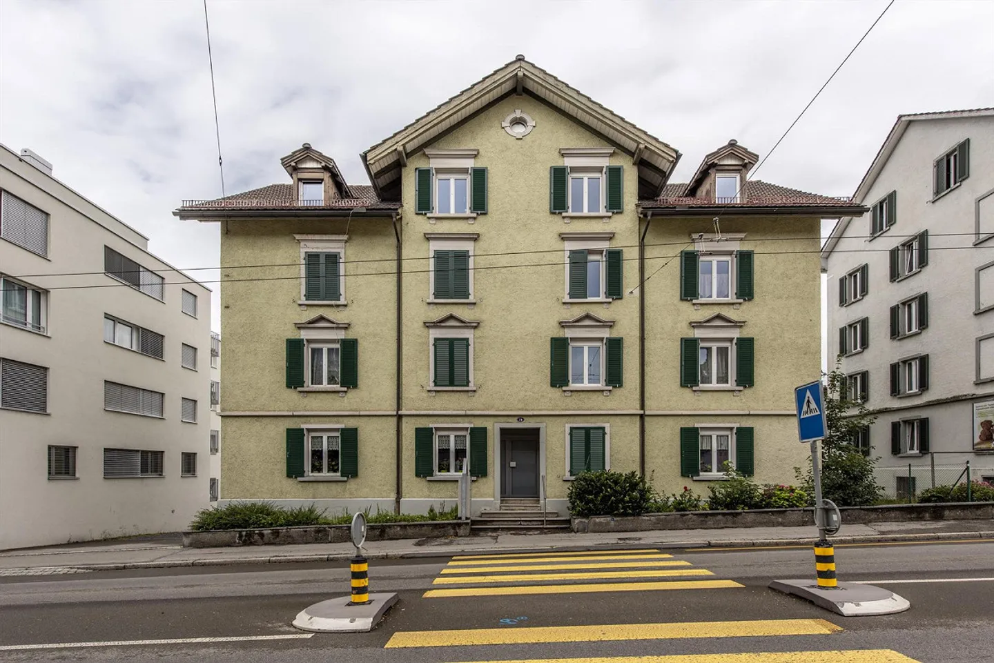 Appartement dans un endroit central - Photo 4 sur 17