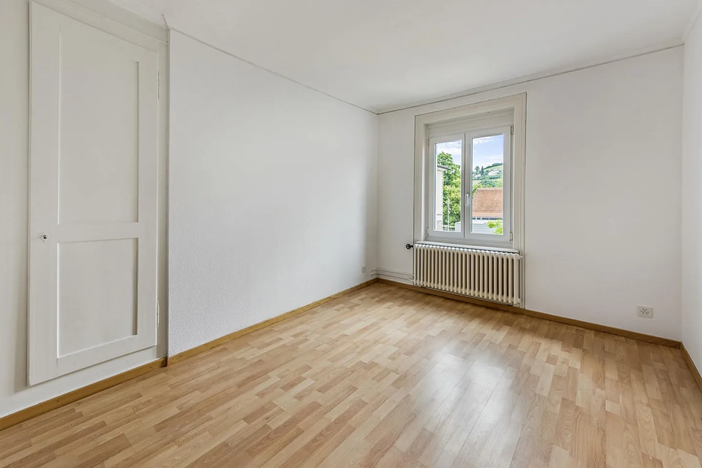 Appartement dans un endroit central - Photo 6 sur 17