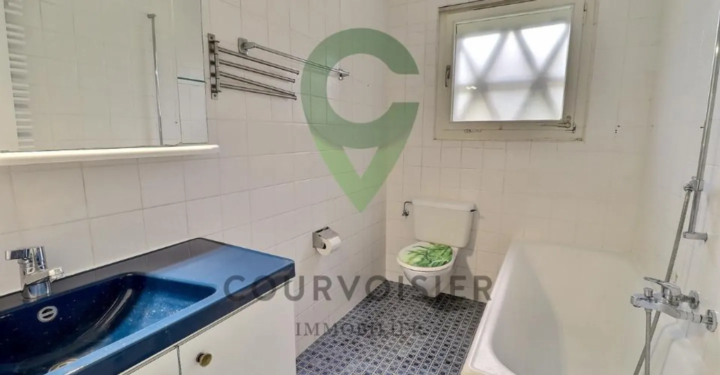 Villa indipendente da ristrutturare con potenziale di ampliamento - Foto 11 di 12