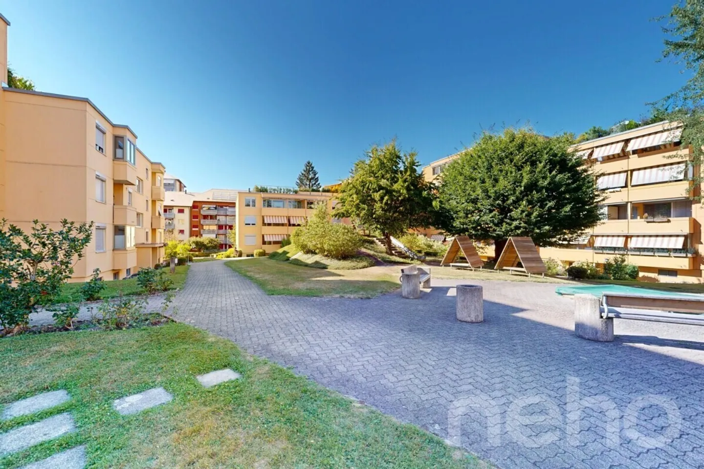 Charmante Wohnung mit Seeblick - Foto 2 von 12