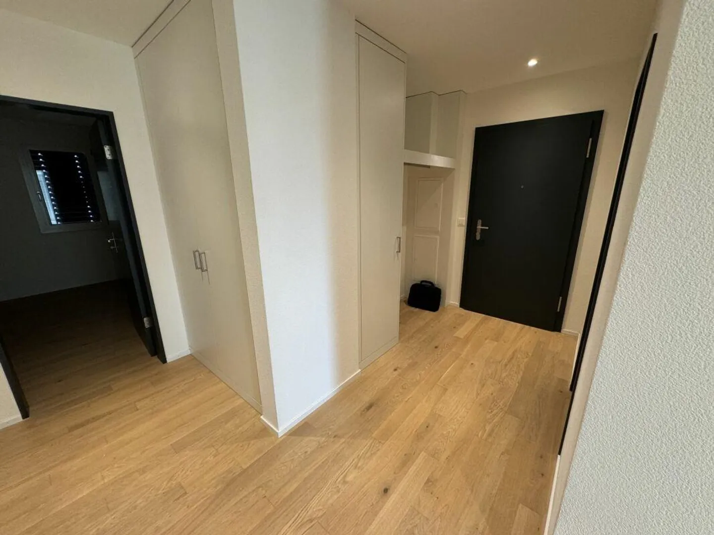 3 1/2-room apartment on the ground floor - Photo 10 of 12