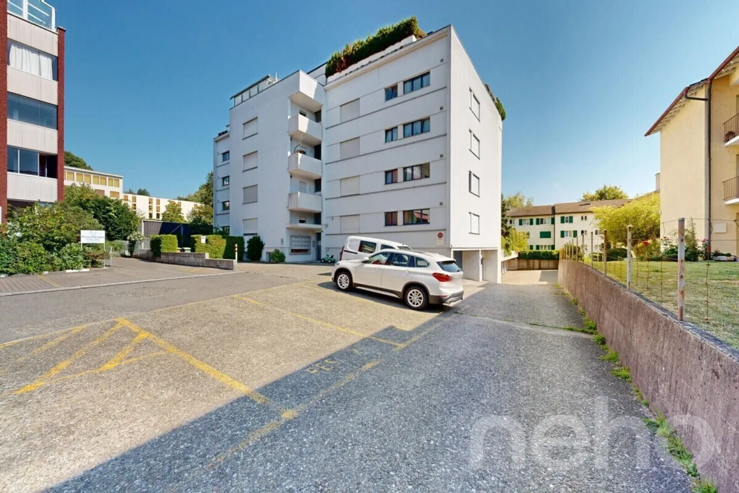 Appartamento centrale di 2,5 stanze con posto auto e potenziale - Foto 10 di 10