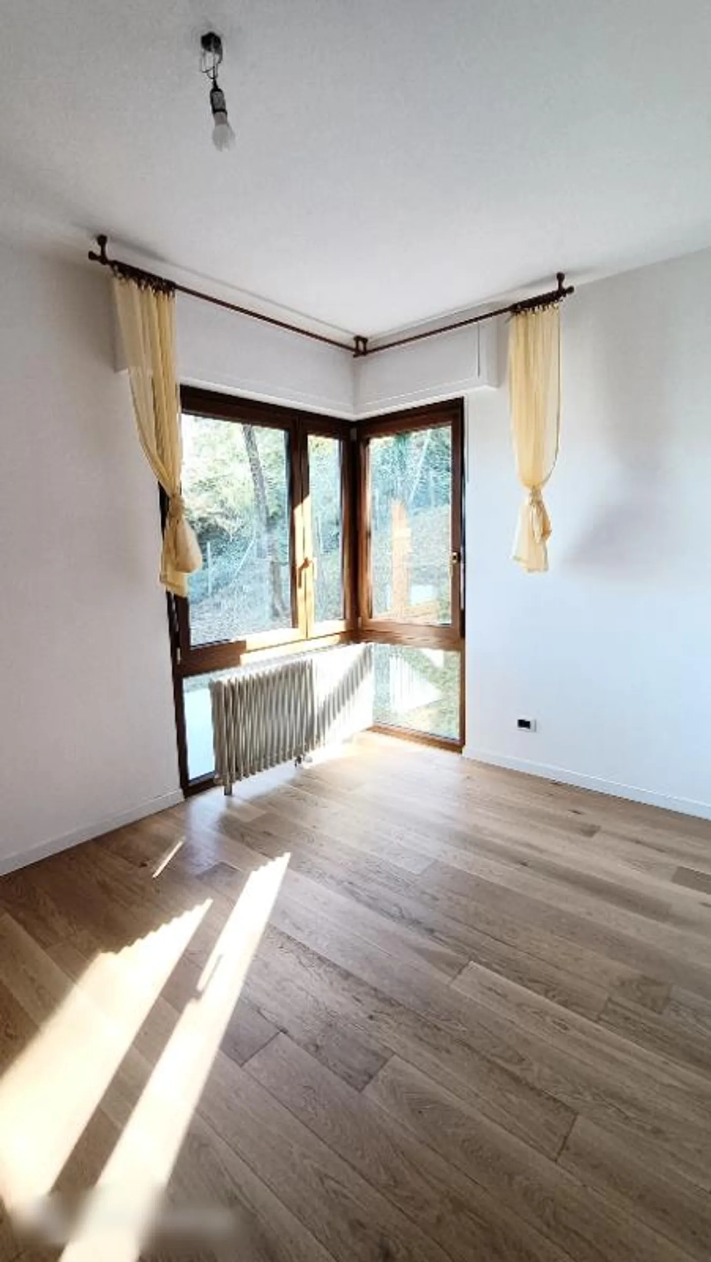 3.5 Room Apartment - Photo 2 of 5