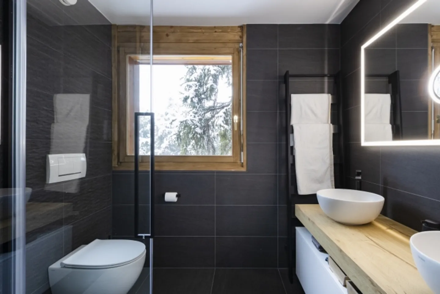 VOLLSTÄNDIG RENOVIERTES WOHNUNG ZUR WOCHE MIETE - Foto 10 von 18