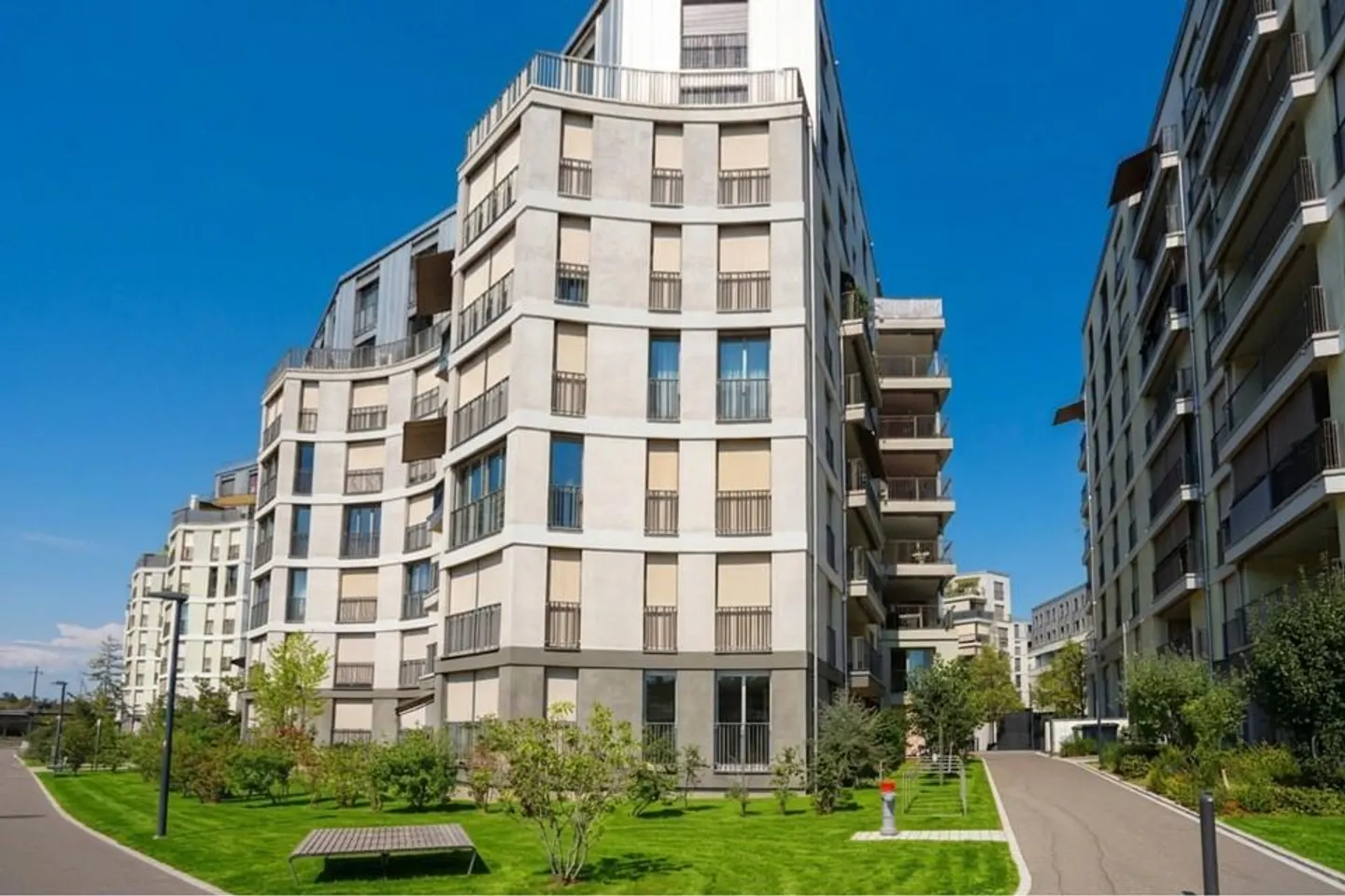 2½-Room Ground Floor Apartment in the Popular 'Glasi Quarter' in Bülach - Photo 2 of 12