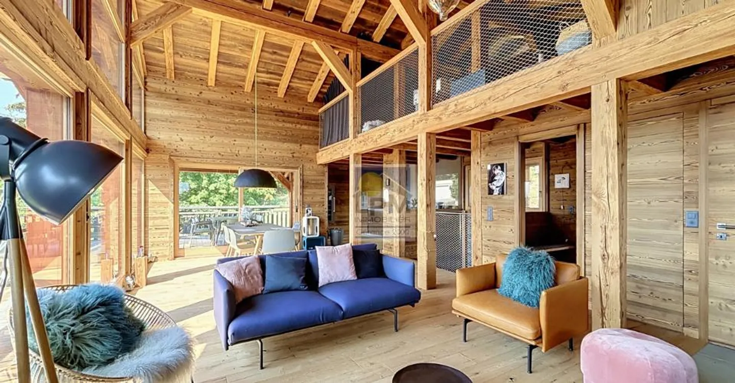 Exceptional Chalet – Luxury, Elegance and Panorama in the Heart of the Alps - Photo 2 of 12