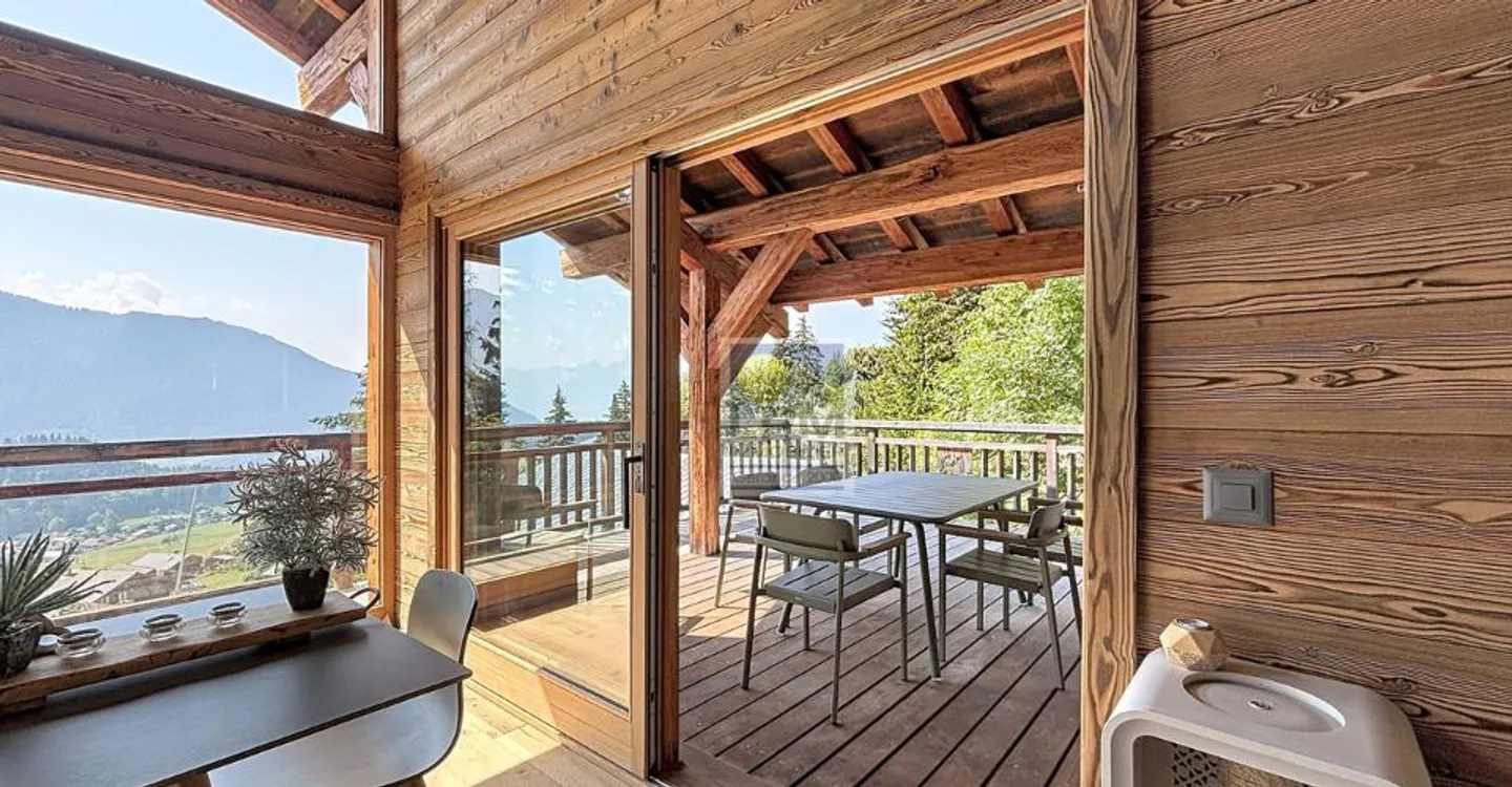Exceptional Chalet – Luxury, Elegance and Panorama in the Heart of the Alps - Photo 8 of 12