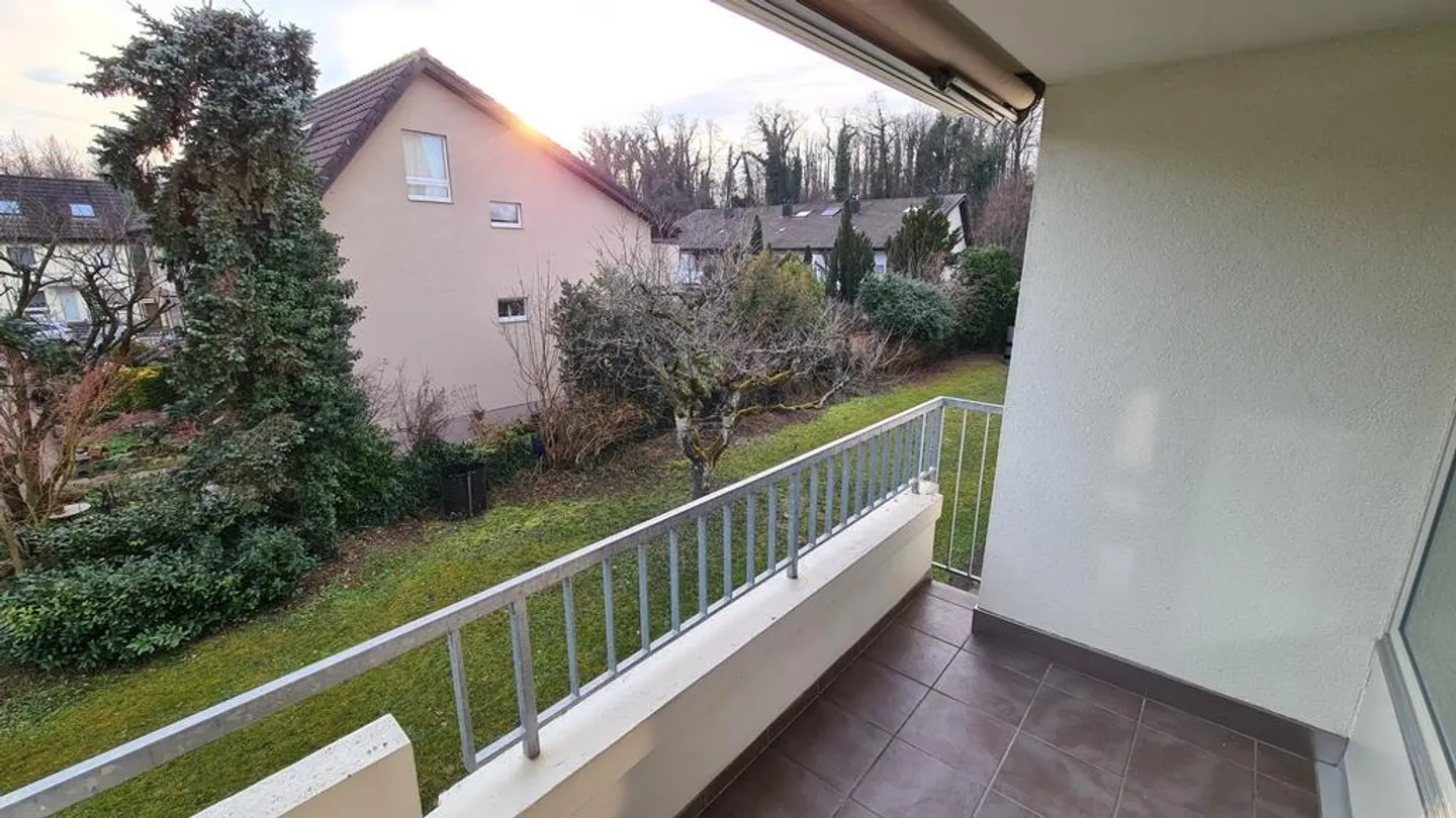 Appartamento attraente con 3 camere nel verde - Foto 2 di 6
