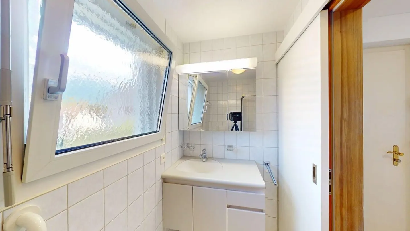 2 1/2 Room Apartment Quiet Location - Short Distance to the Center - Photo 6 of 12