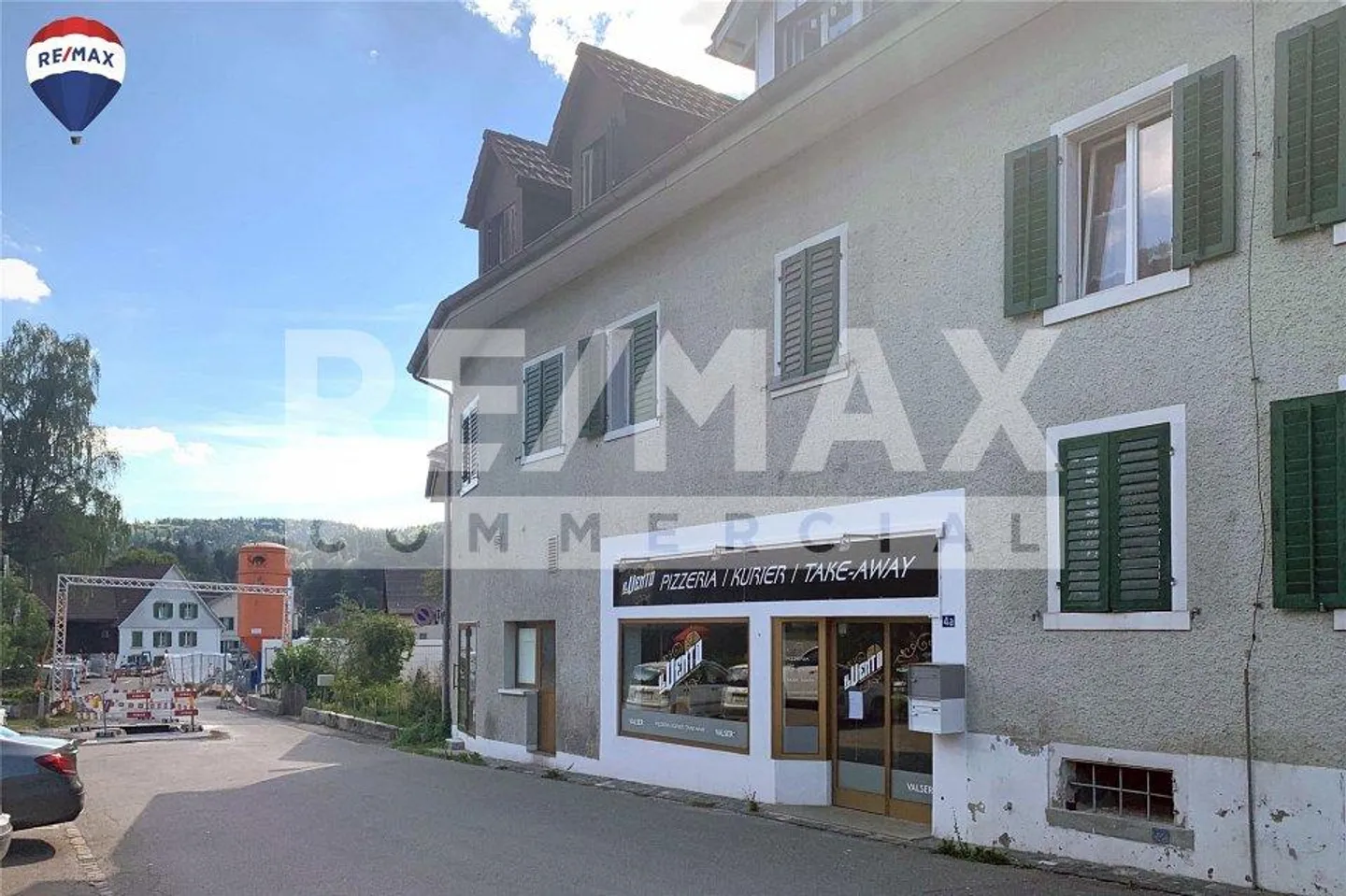 Bien d'investissement idéal avec un rendement d'environ 7,2 % dans un emplacement central - Photo 1 sur 11