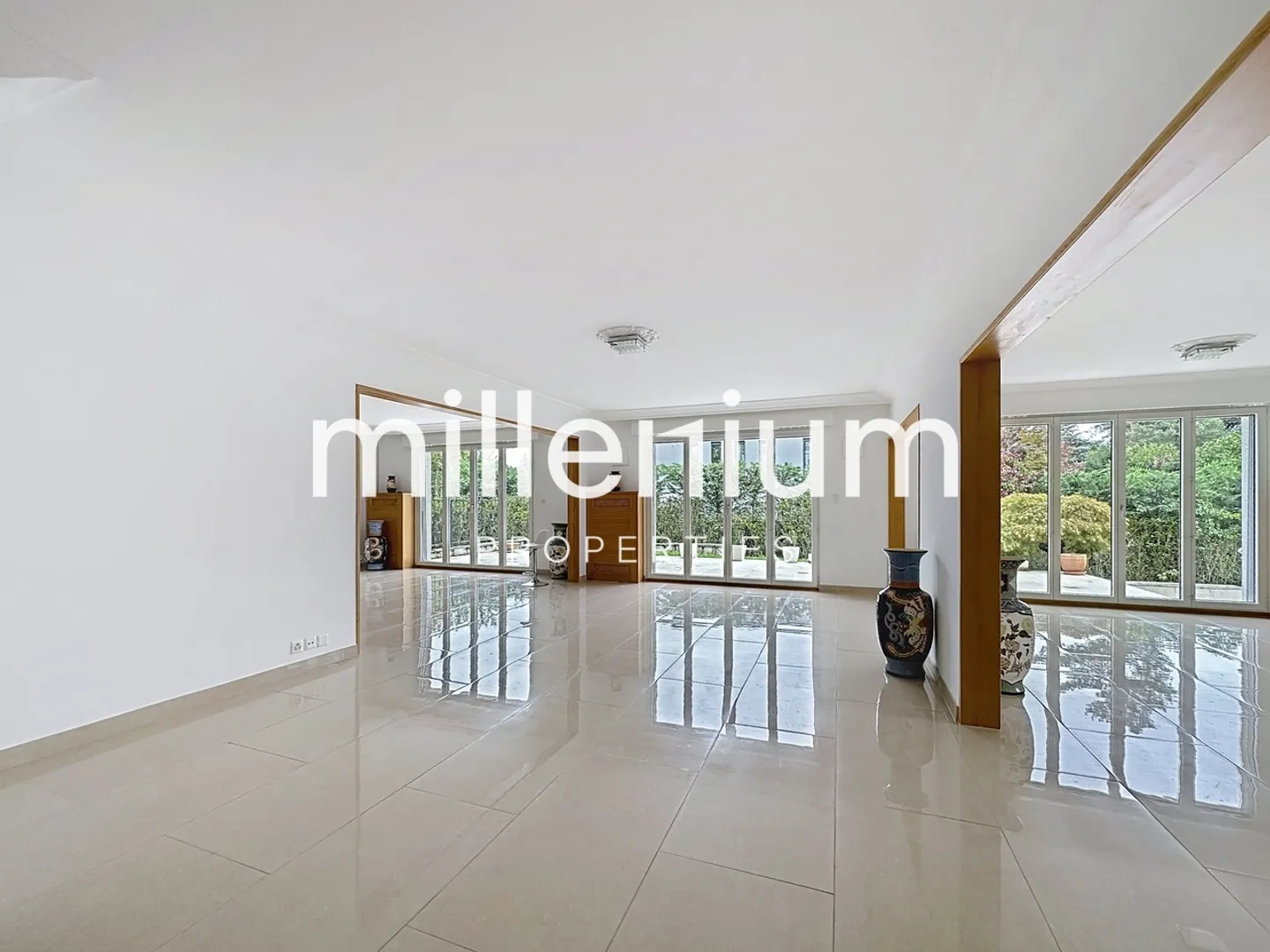 Exceptional property at the gates of International Organizations - Photo 7 of 13