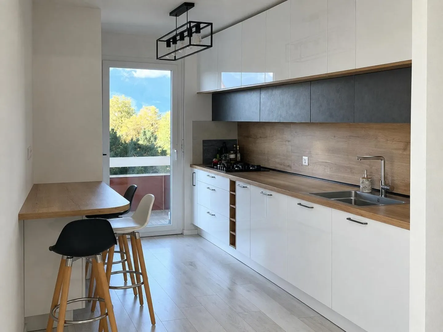 3,5-Zimmer-Wohnung 100m2 im Zentrum von Vevey mit Blick auf den See und die Berge - Foto 1 von 6