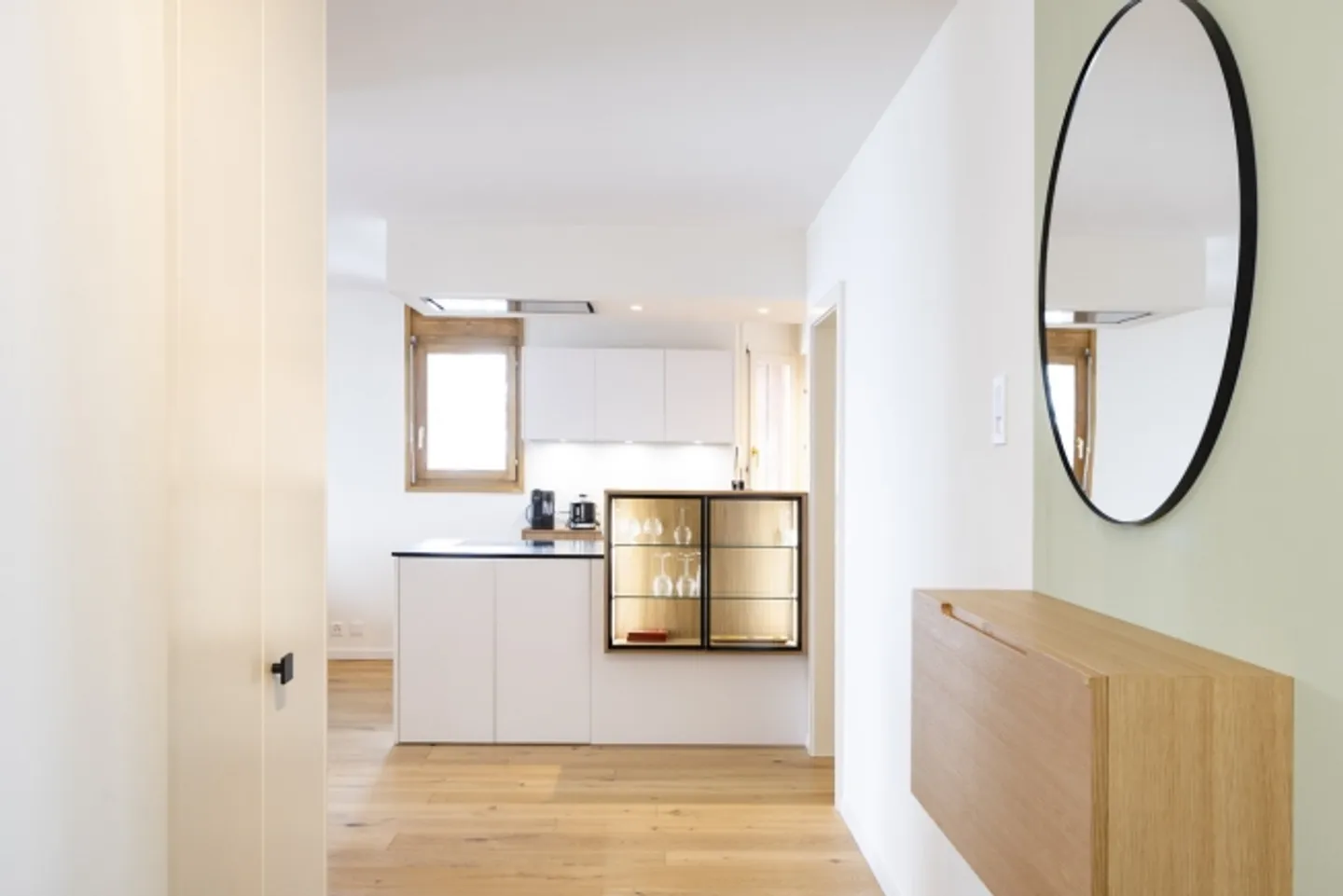 VOLLSTÄNDIG RENOVIERTES WOHNUNG ZUR WOCHE MIETE - Foto 15 von 18
