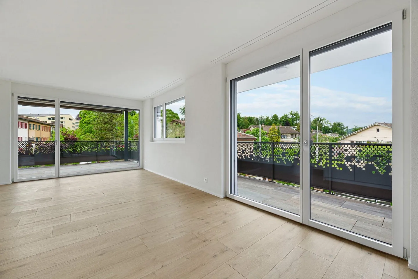 Newly built city apartments with spacious outdoor areas - Photo 4 of 5