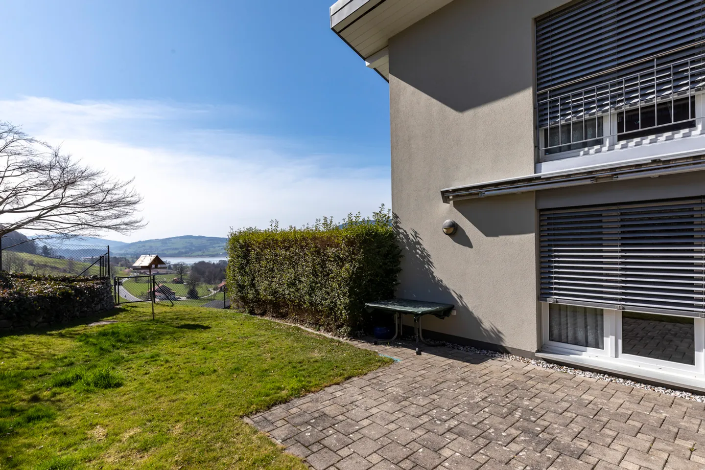 Magnificent 6.5-room villa with pool and 2.5-room apartment - Photo 10 of 12
