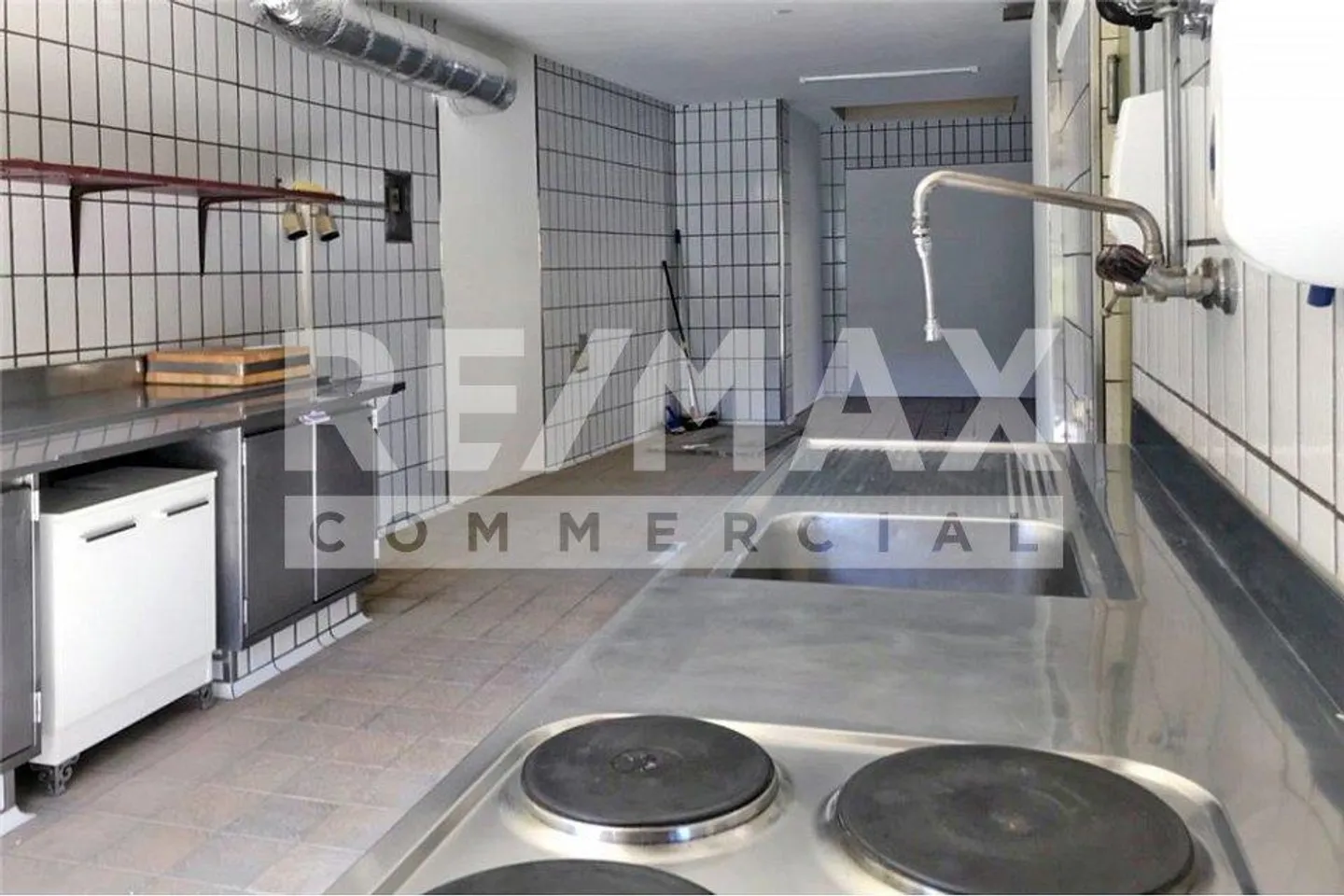 Bien d'investissement idéal avec un rendement d'environ 7,2 % dans un emplacement central - Photo 8 sur 11