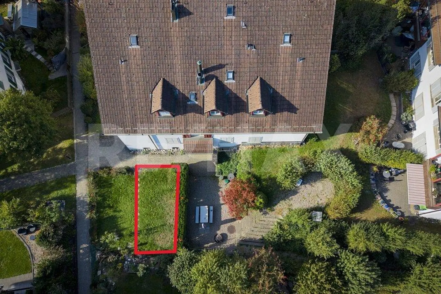 Investimento o utilizzo personale! Ampio appartamento attico con giardino - Foto 3 di 13