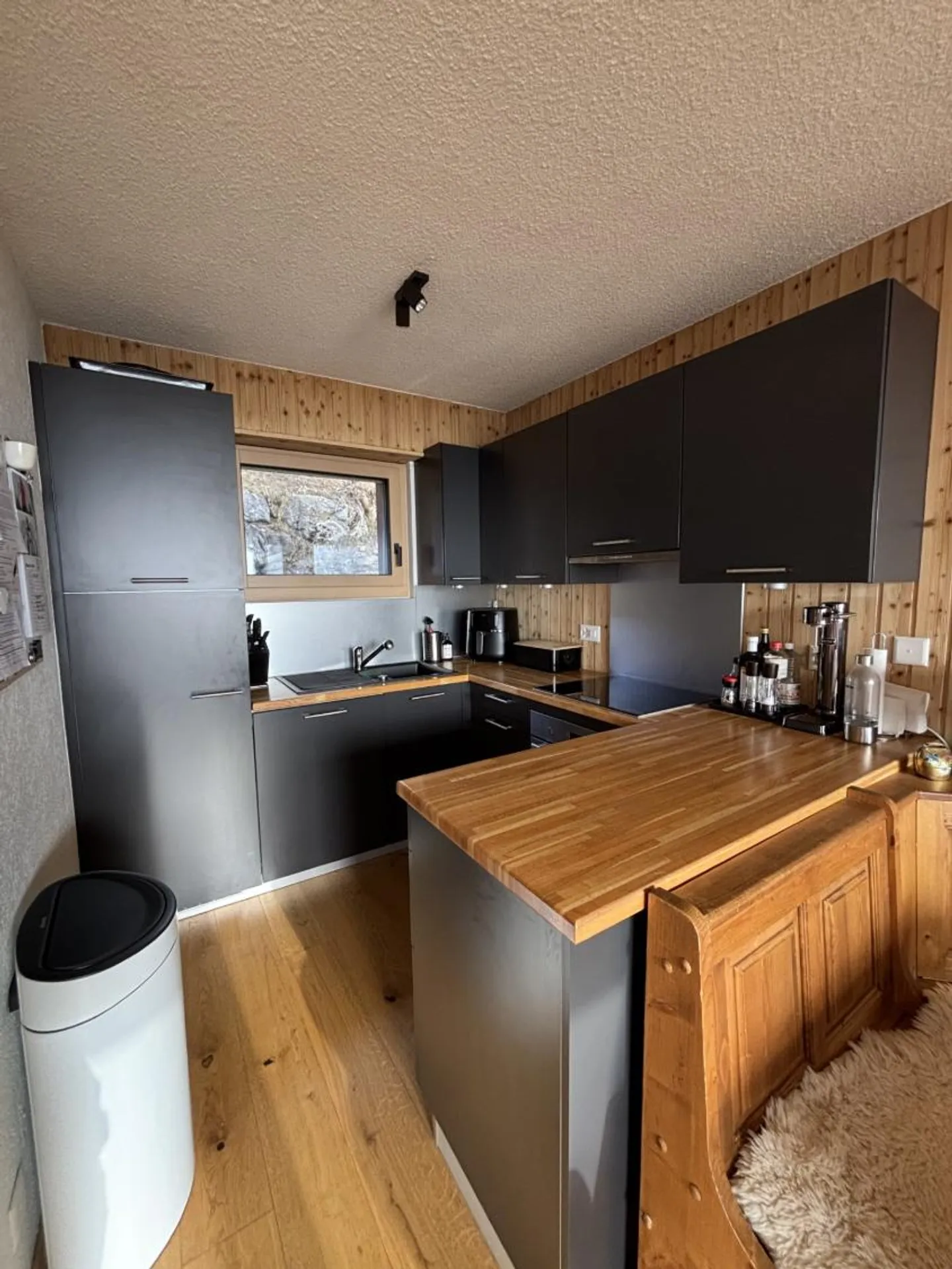 Chalet - Photo 4 of 17