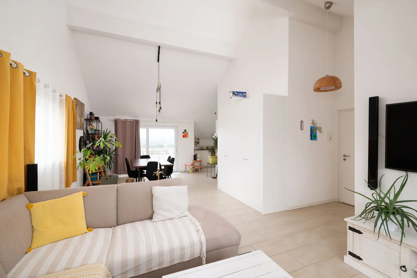 Apartment from recent construction - Villars-Ste-Croix - Photo 2 of 14