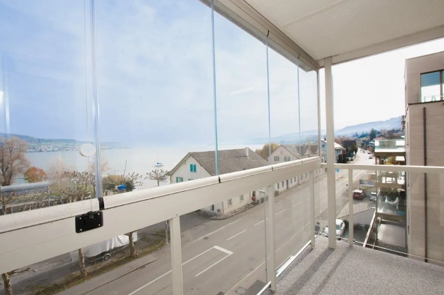 Appartamenti moderni con vista lago - Foto 5 di 13