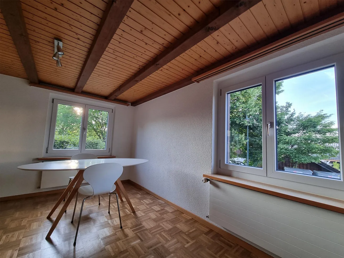 Appartamento duplex di 4,5 stanze con giardino privato - Foto 4 di 8