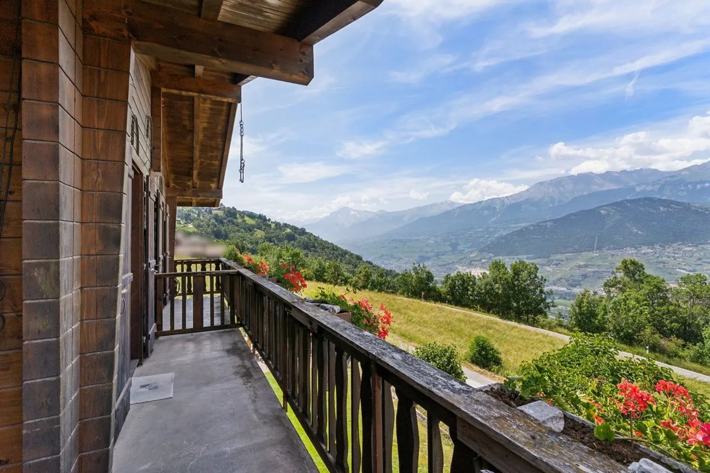 Casa singola in affitto - Foto 1 di 10