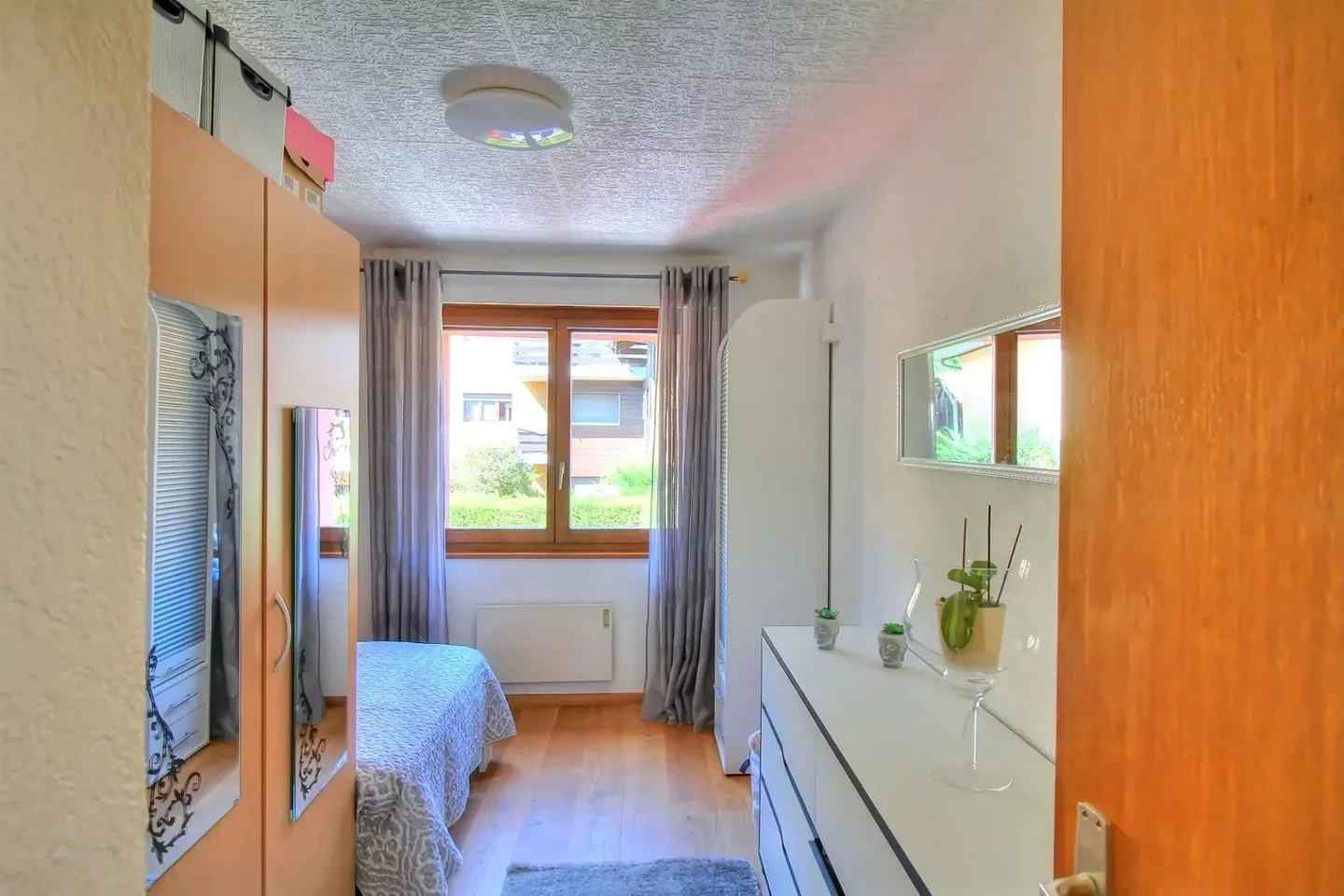 Charming Apartment in the Heart of the Village - Photo 5 of 7