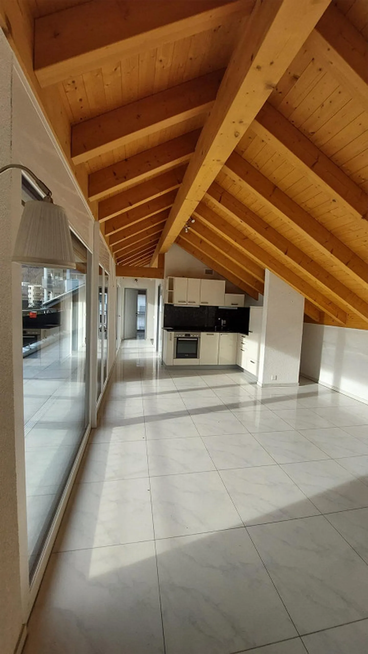 Modern 3.5-room penthouse apartment with large terrace - Photo 19 of 22