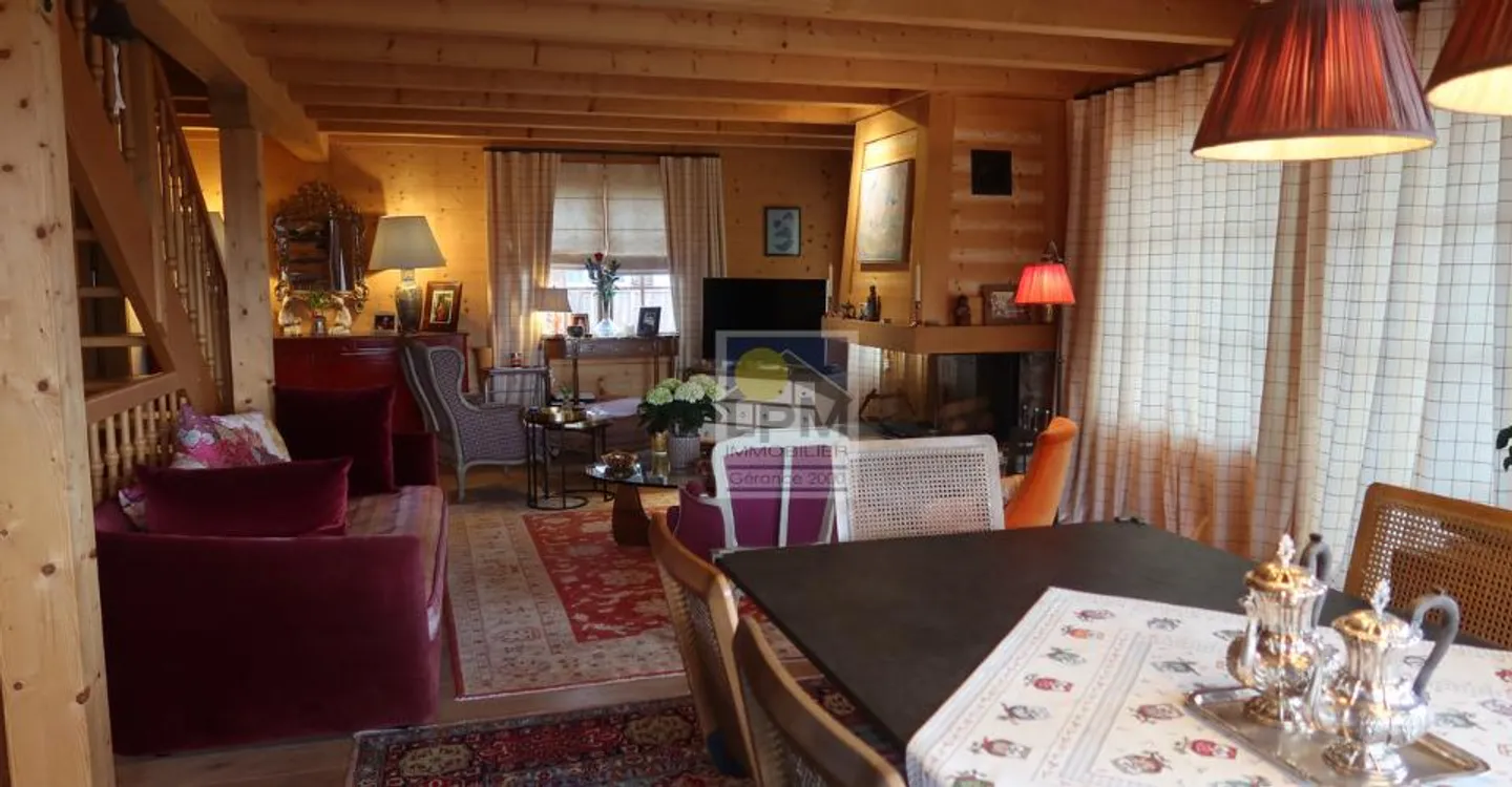 Family chalet with exceptional location near the cable cars - Photo 12 of 13