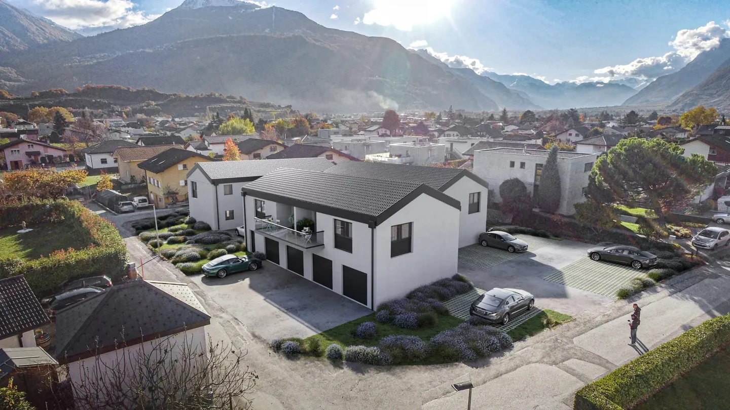 Zeitgenössische Doppelhaushälfte 4,5 Zimmer ? 138 m² Wohnfläche mit Terrasse und Garten - Foto 1 von 3