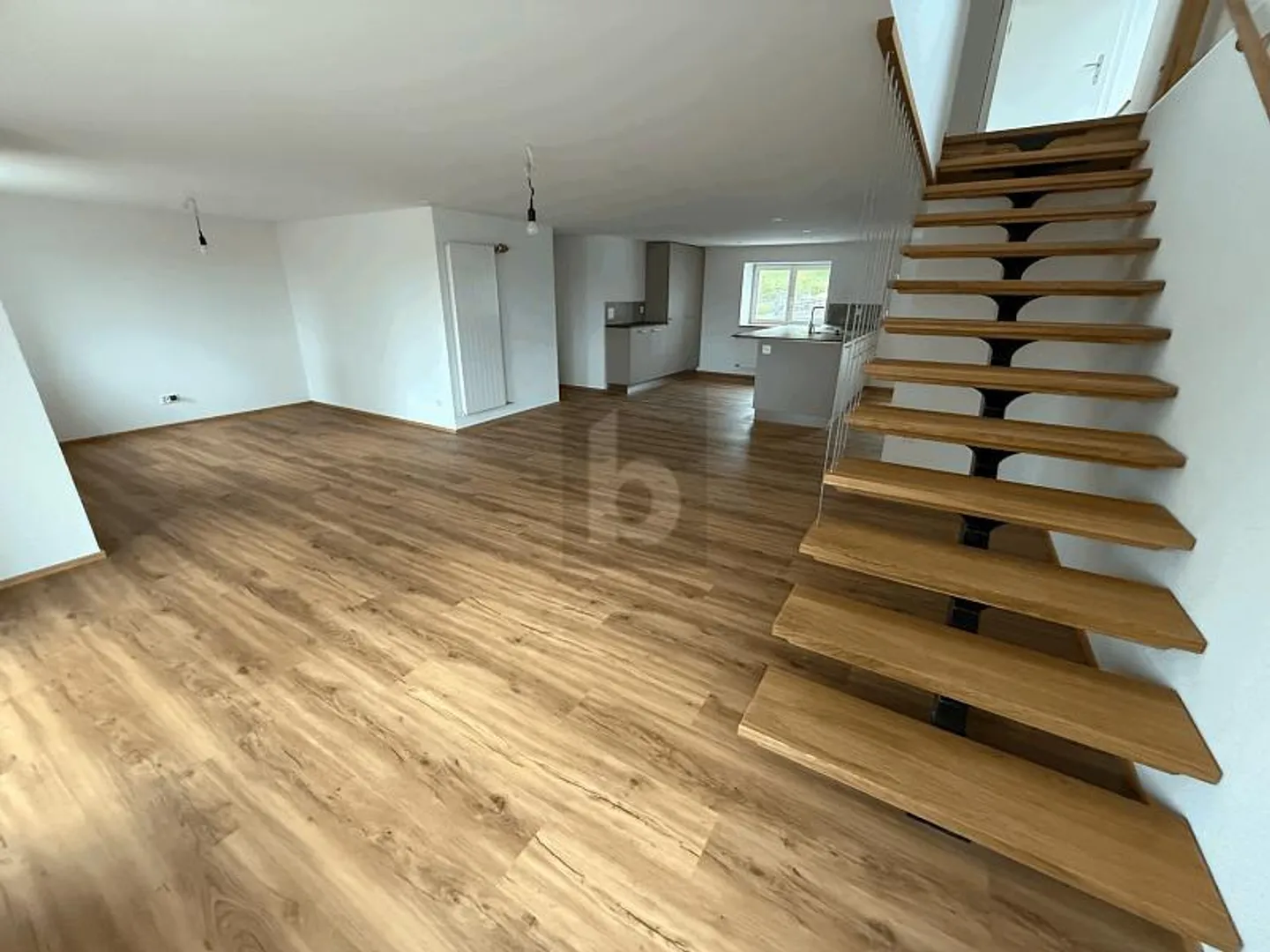 MODERNE ET PROCHE DE LA NATURE - Photo 1 sur 6