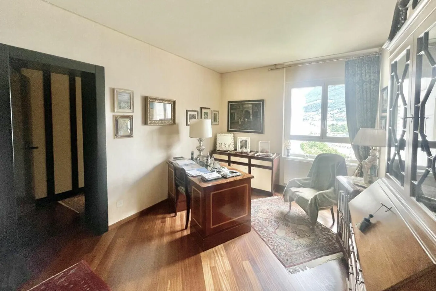 «Lugano Zentrum 4.5-Zimmer-Wohnung mit Terrasse und Seeblick, als Zweitwohnsitz verkauft» - Foto 8 von 13