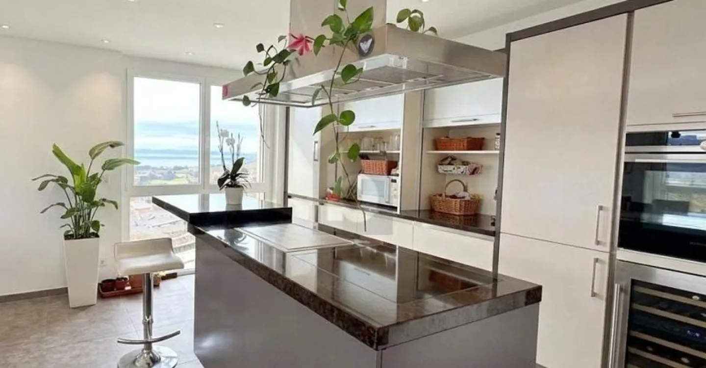 Wunderschöne Wohnung mit Seeblick - Foto 4 von 5