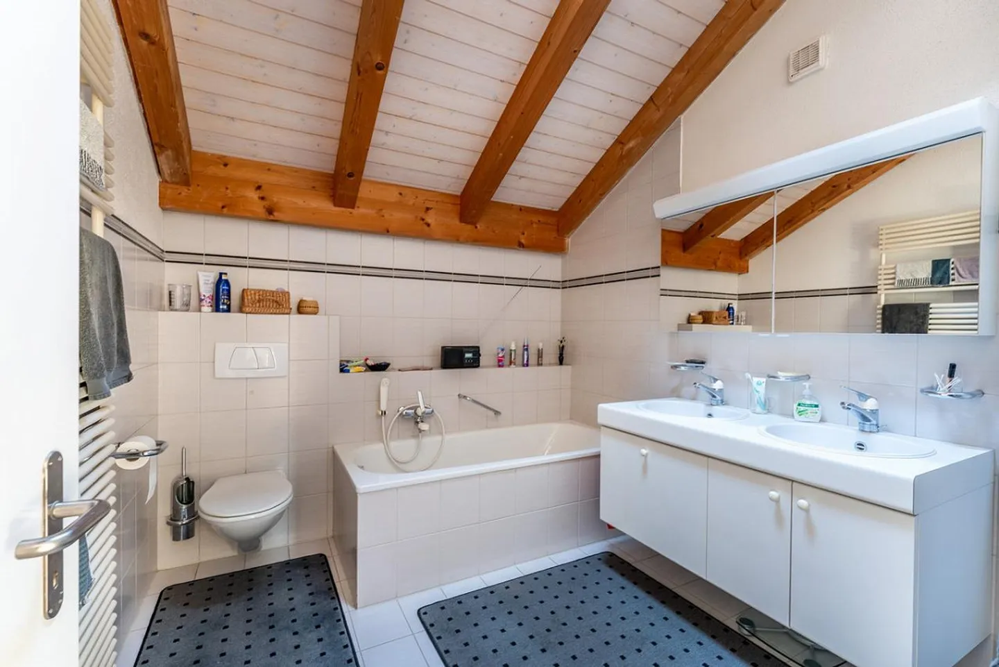 Urbanes Leben in Ruhe - Foto 7 von 12