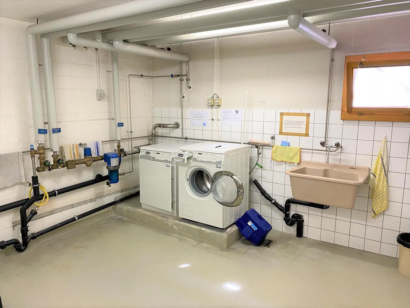 Charming large apartment with a view and centrally located - Photo 18 of 20