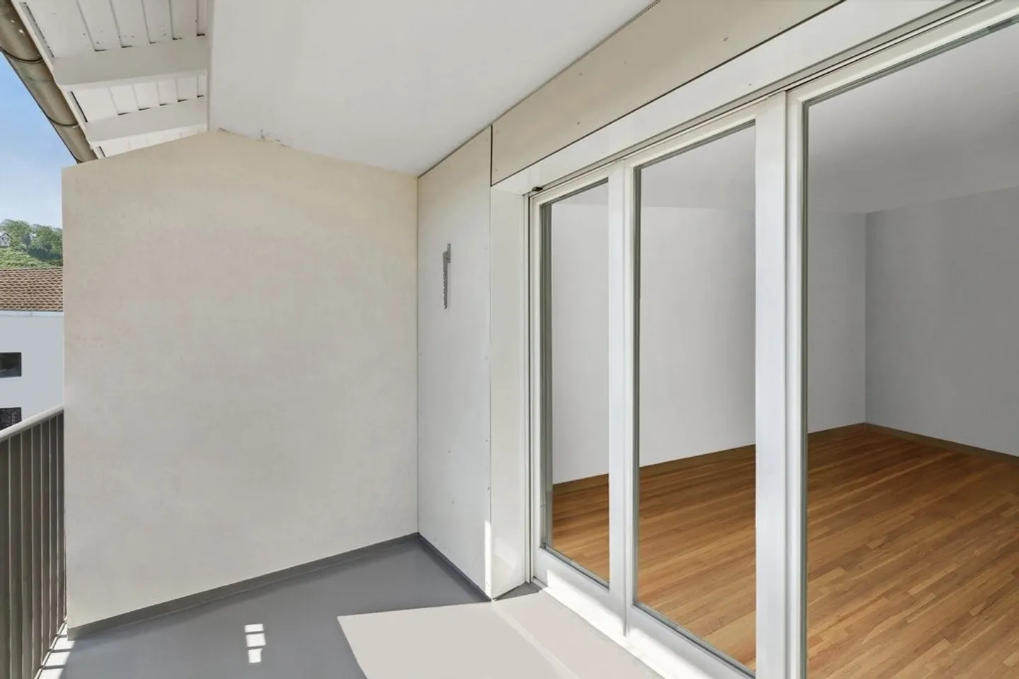 Freshly renovated 3-room apartment in a quiet property - Photo 7 of 11