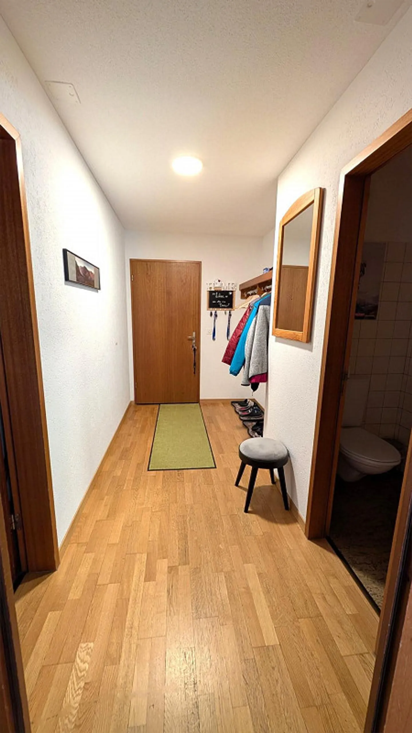 Charming large apartment with a view and centrally located - Photo 9 of 20