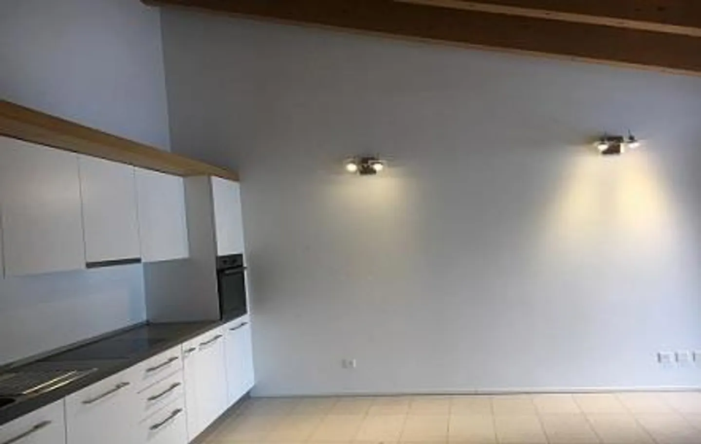 Neueste 2,5-Zimmer-Wohnung mit Dachterrasse - Foto 2 von 7