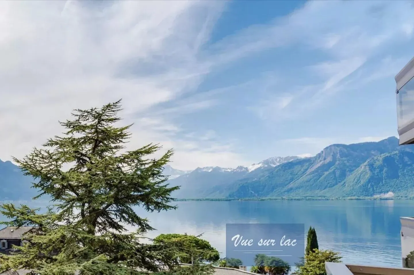 Superbo appartamento arredato in riva al lago, nel centro di Montreux - Foto 1 di 13
