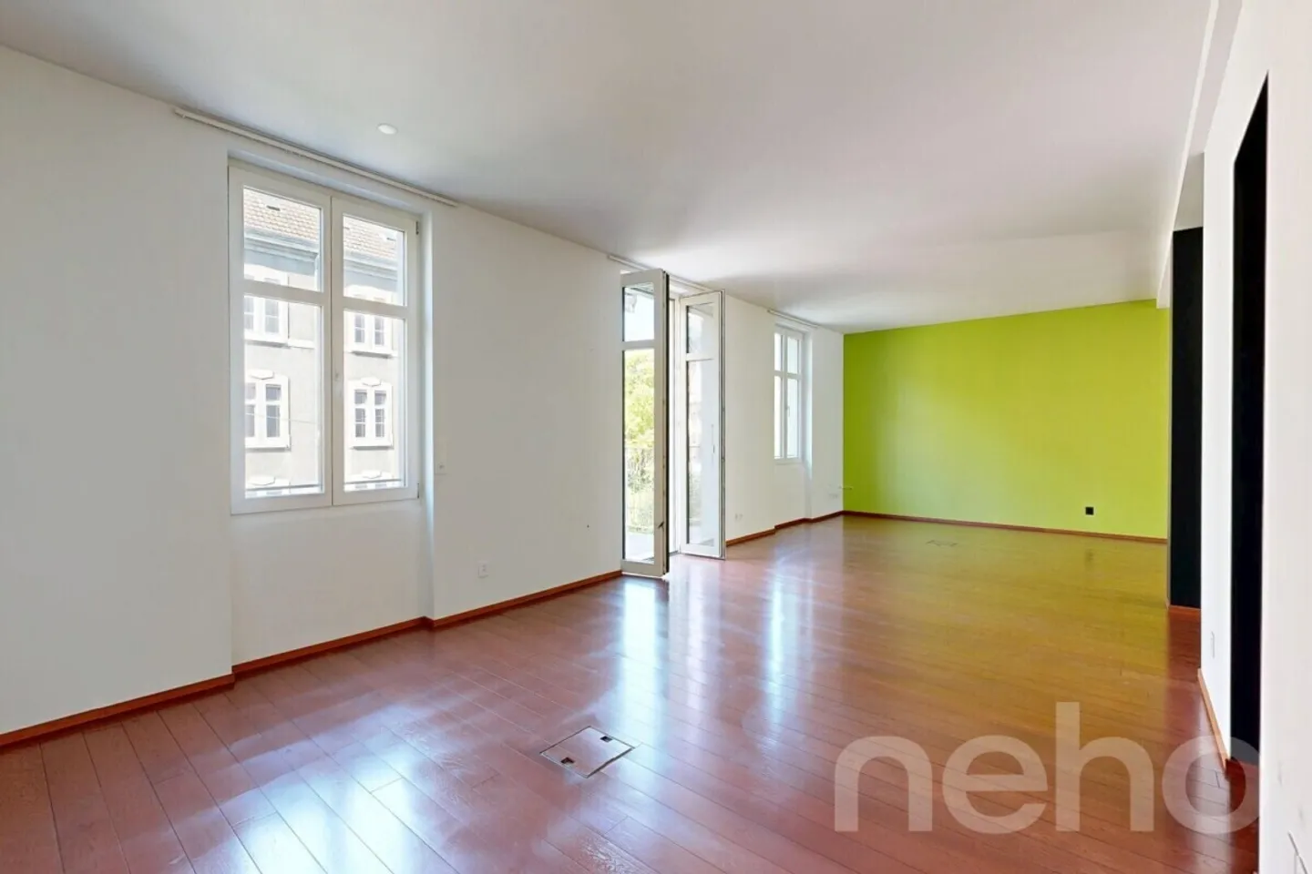 Stylisches Loft mit zwei Balkonen - Foto 7 von 12