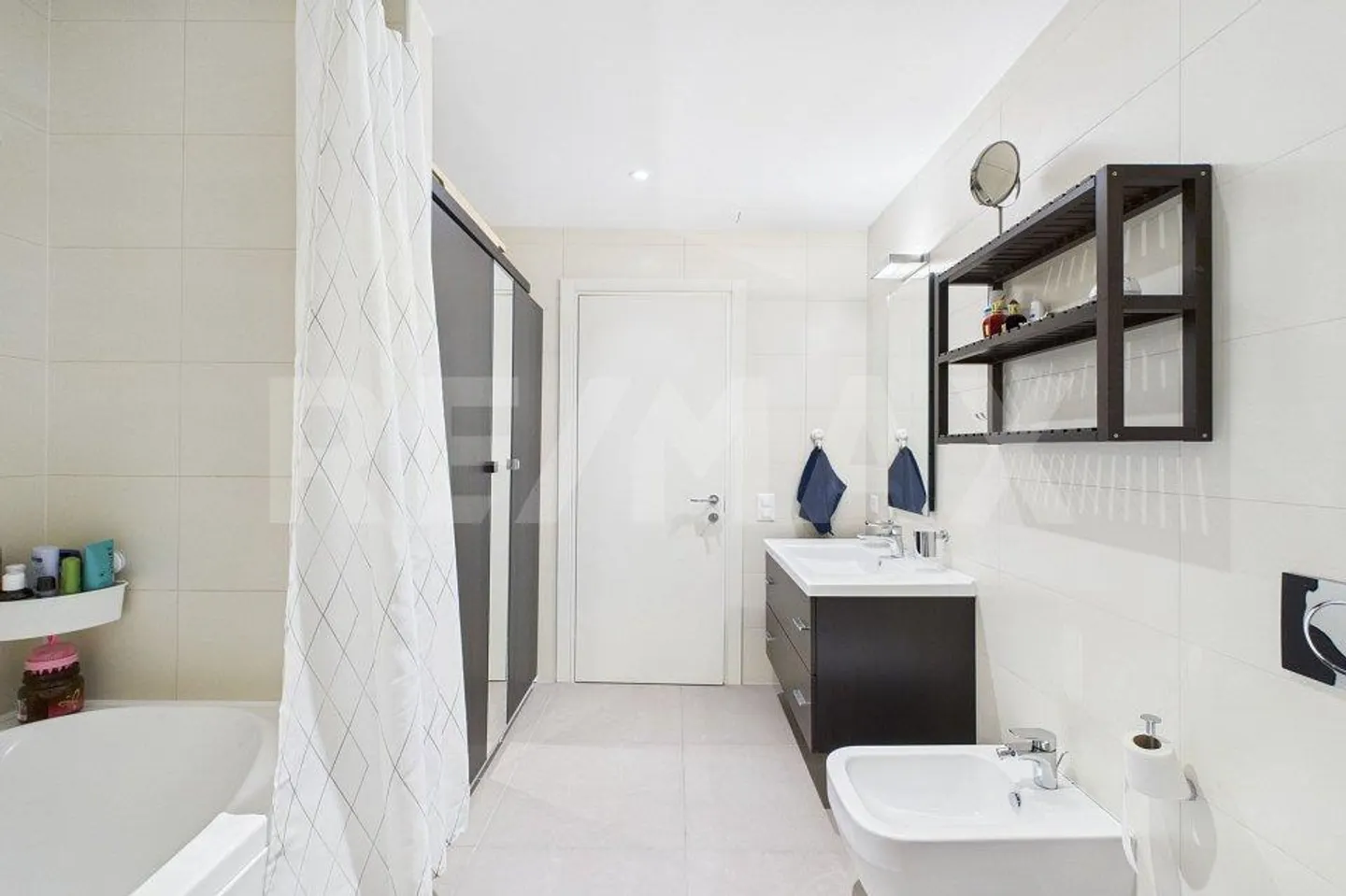Bright 2-Room Apartment in Lugano - Photo 13 of 13