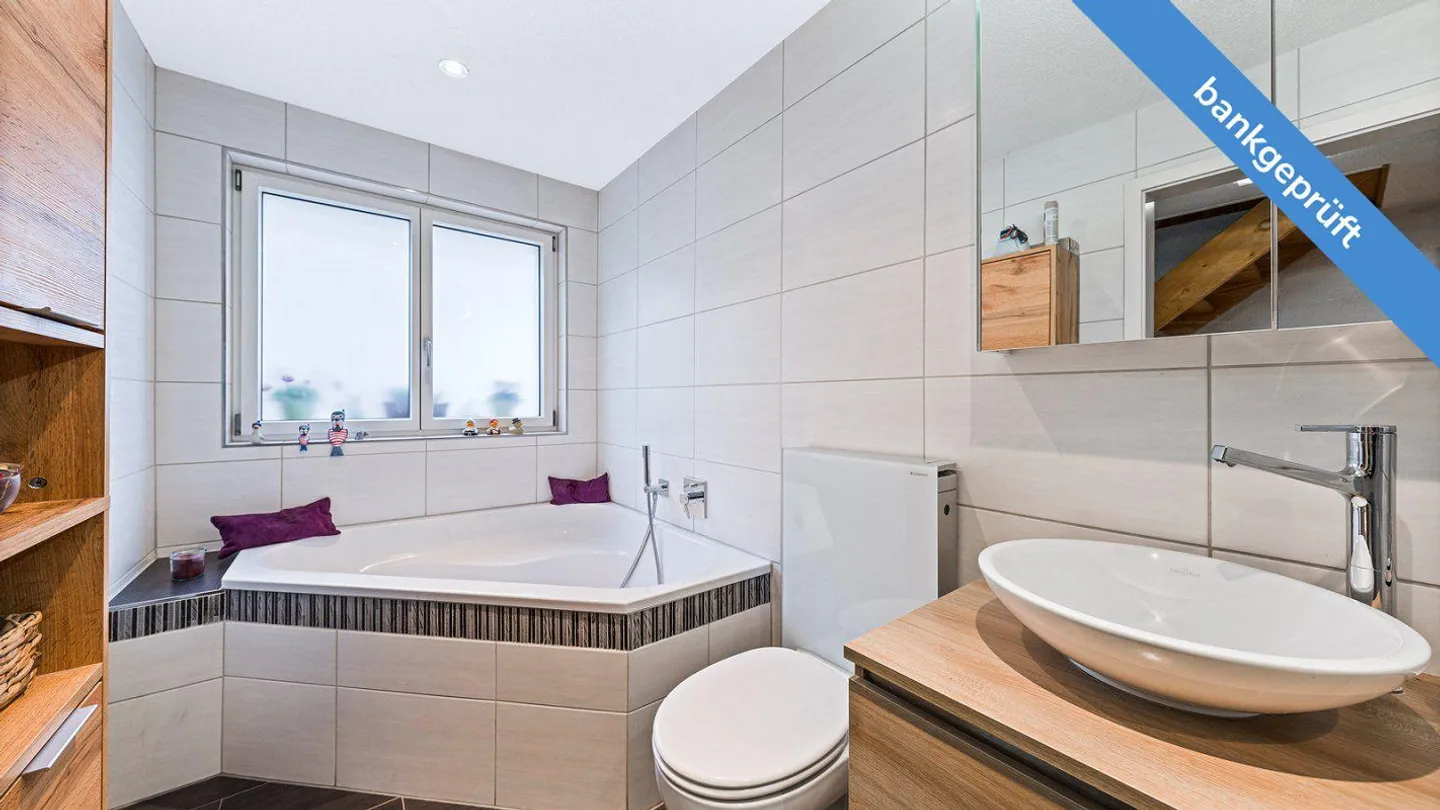 Stilvolles Zuhause mit Alpenblick - Foto 8 von 13