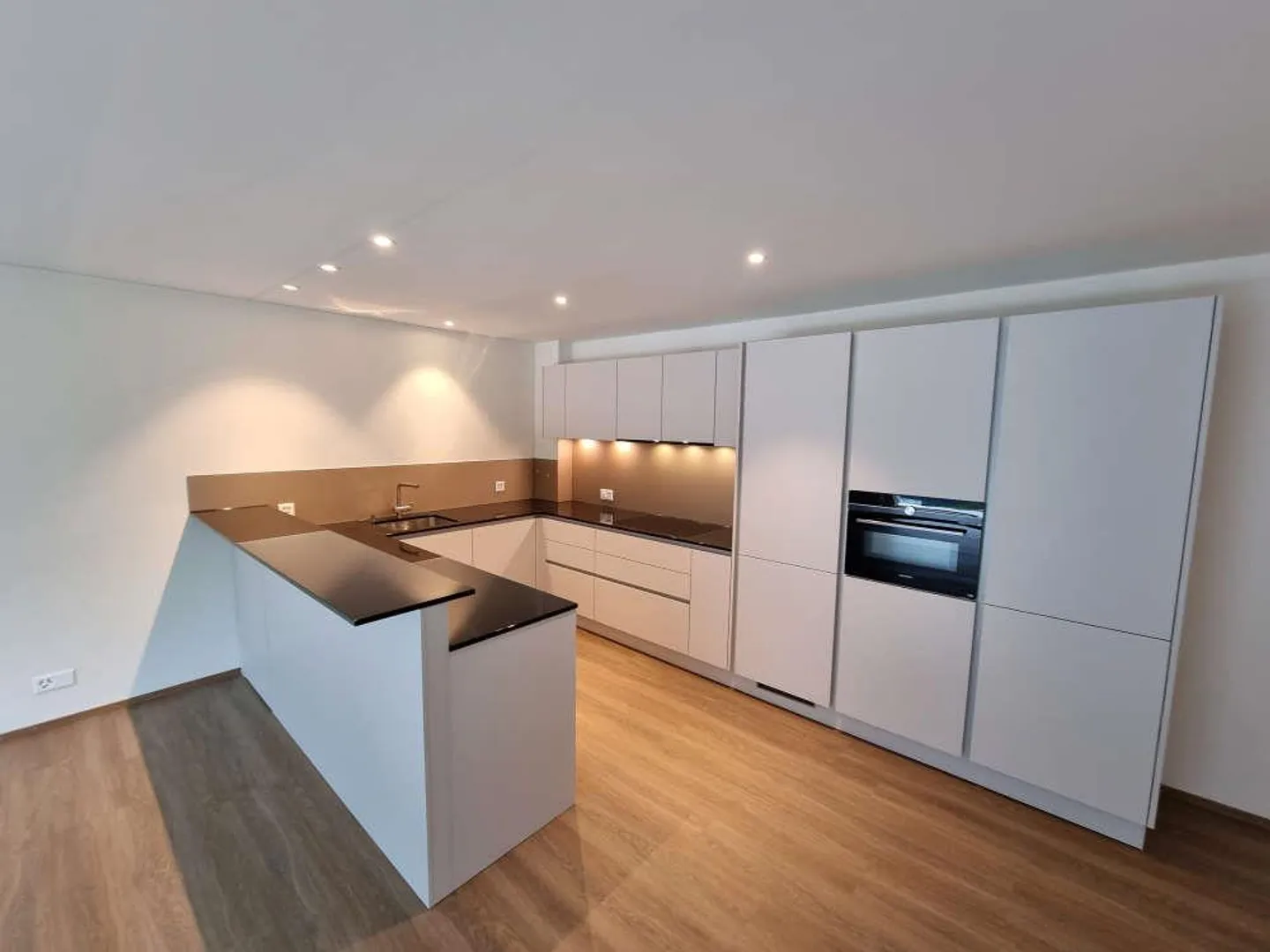 Appartement spacieux de 4,5 pièces avec vue en tant que résidence principale - Photo 5 sur 19