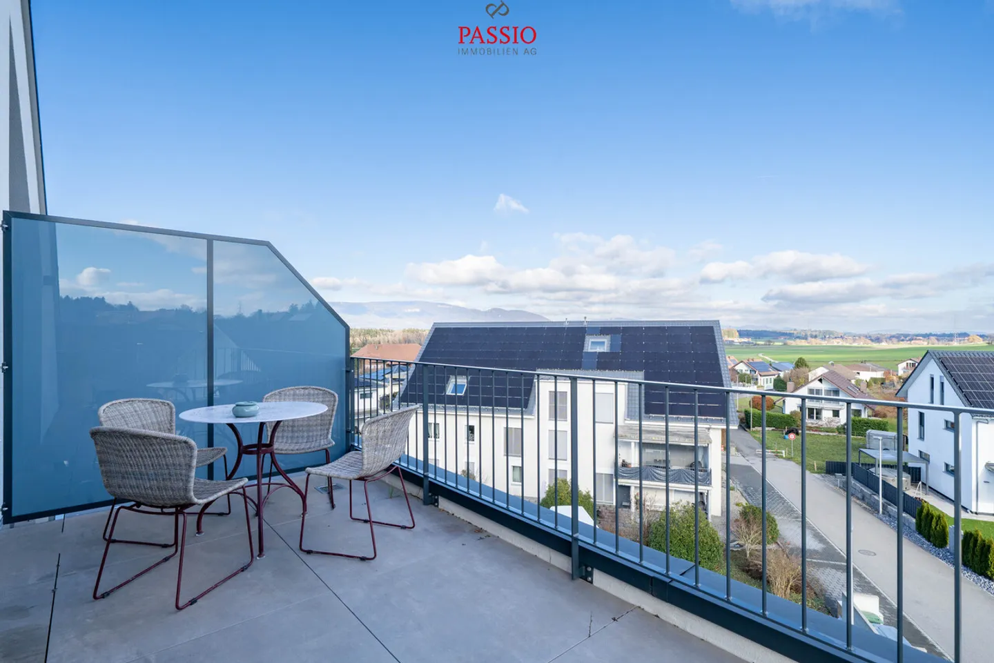 High-quality 4.5-room duplex apartment with panoramic views and 2 balconies - Photo 24 of 29