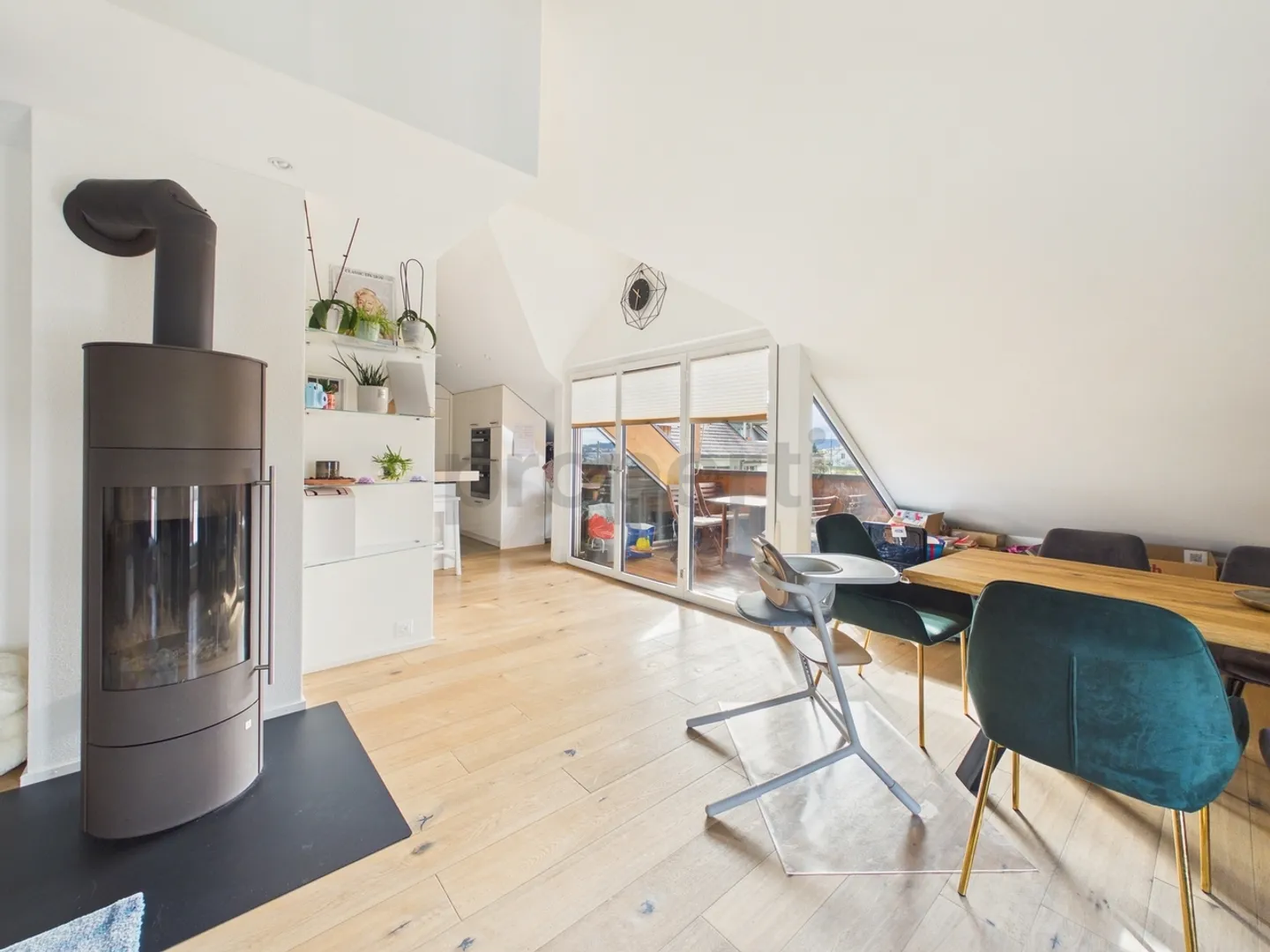Maisonette moderne de 3,5 pièces avec belle vue - Photo 4 sur 12
