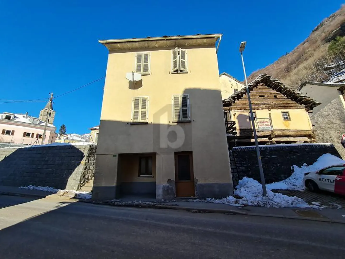 Graziosa casa familiare ad Aquila - Foto 1 di 6