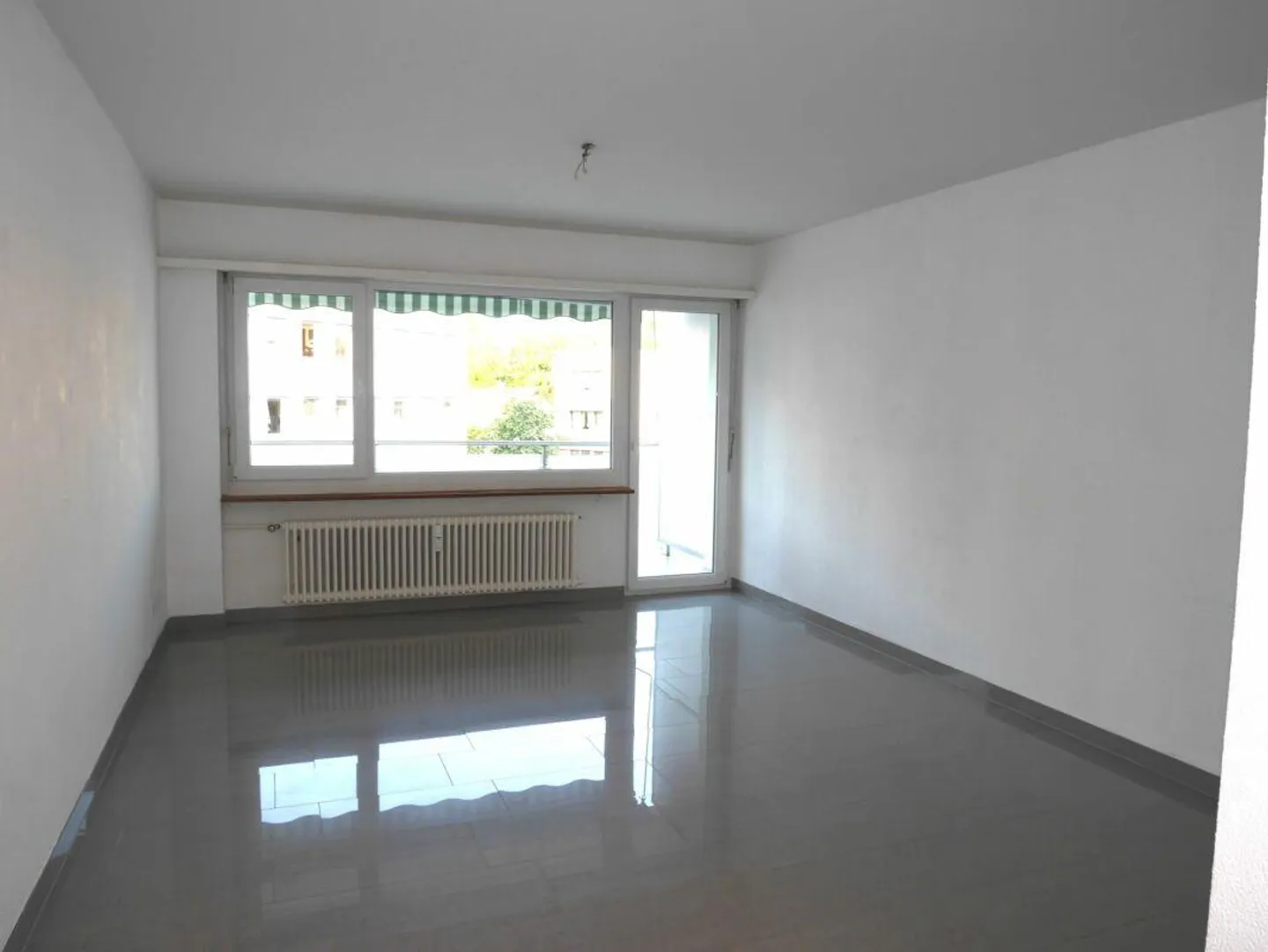 Central 1-room apartment with balcony - Photo 4 of 7