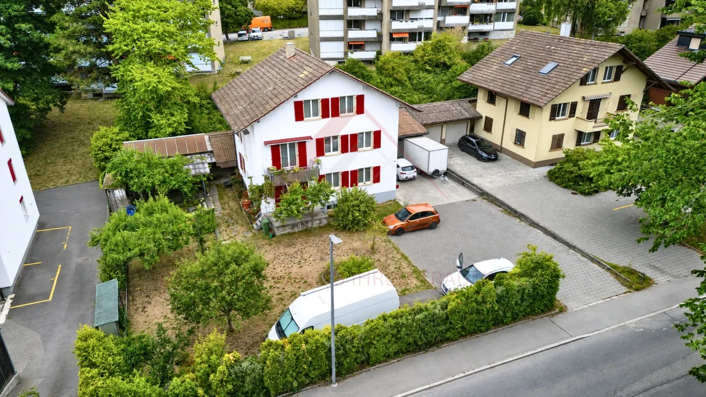 3 apartments, 1 commercial unit - a property full of possibilities! - Photo 1 of 20