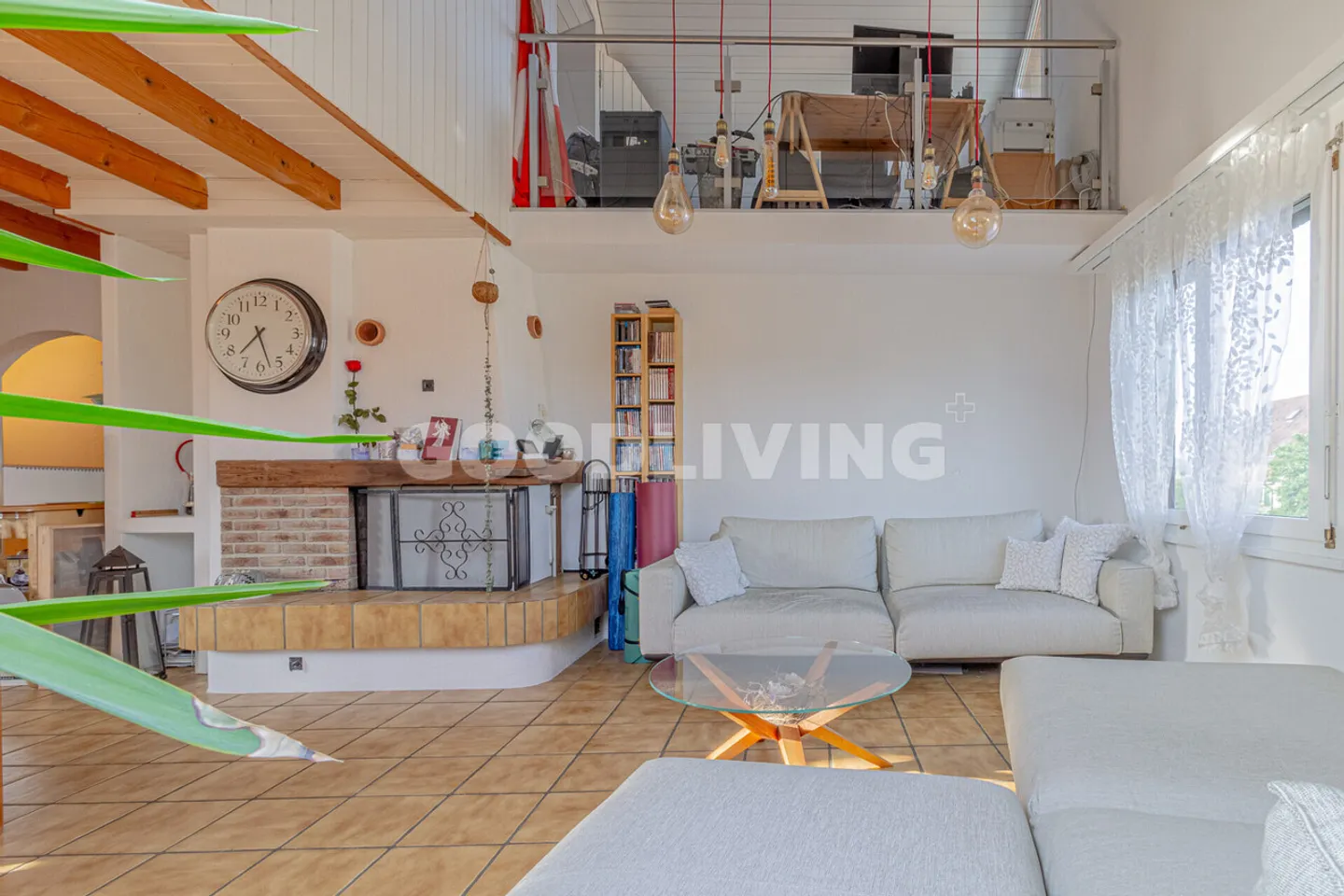 Living with a View - Charming Attic Apartment with Gallery in Villnachern - Photo 3 of 5